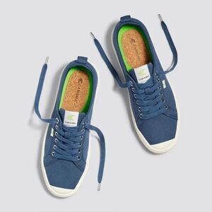 Cariuma OCA LOW Shadow Blue Canvas